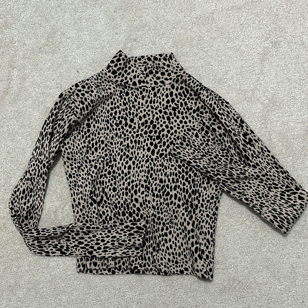 Brandy Melville top